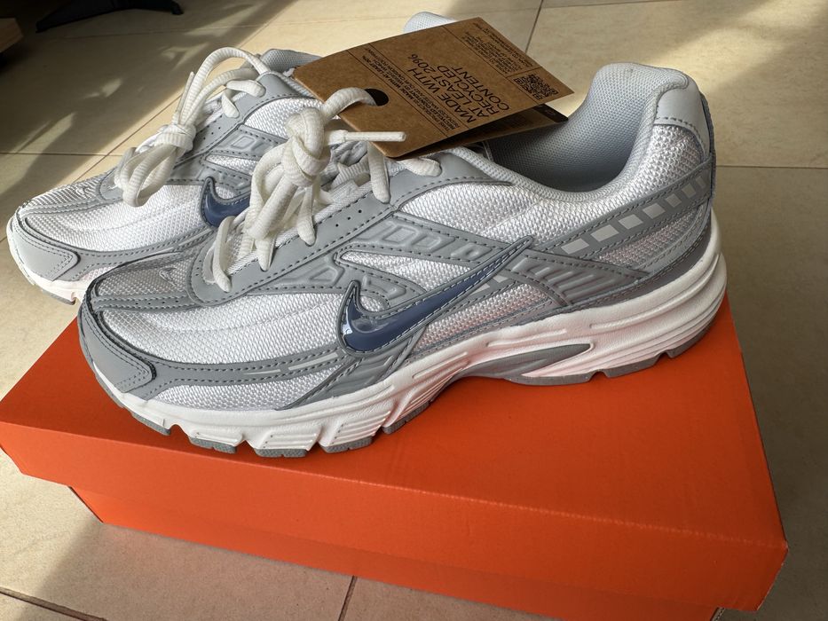 Nike обувки Initiator