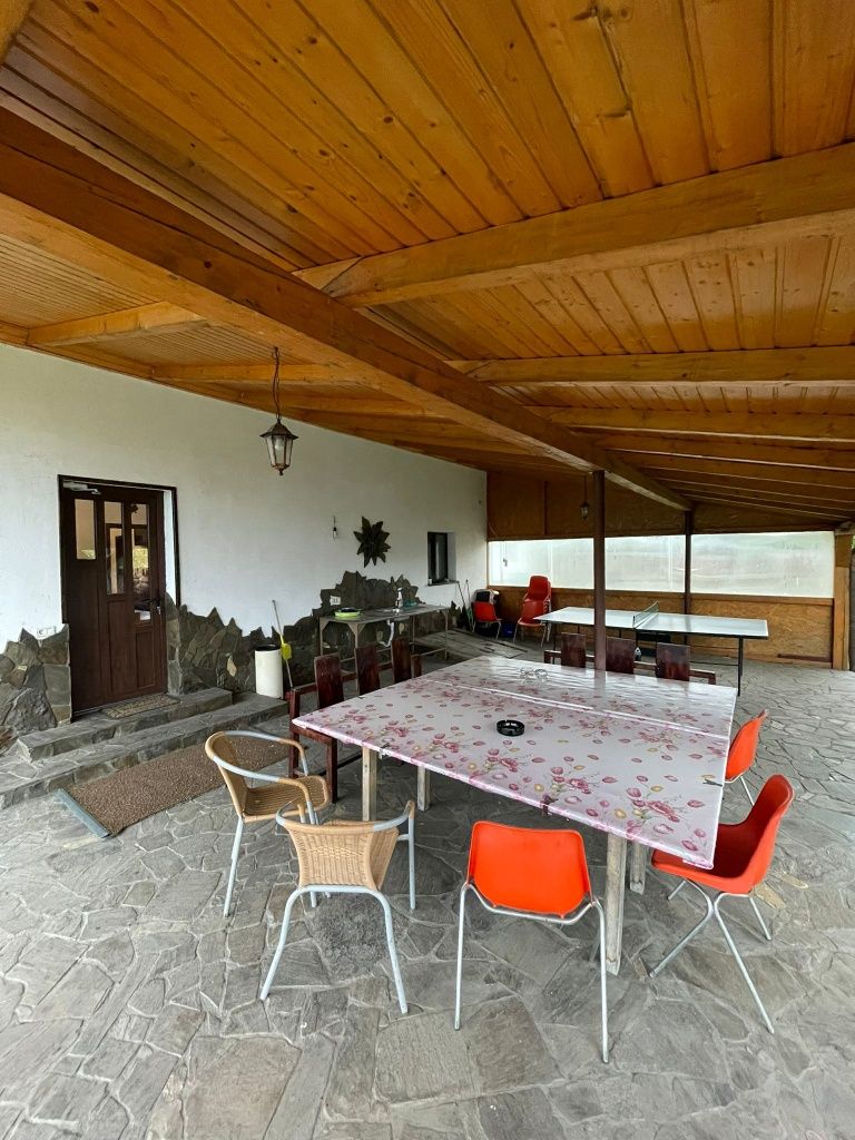 Inchiriez Cabana-Casa pentru Petreceri private.