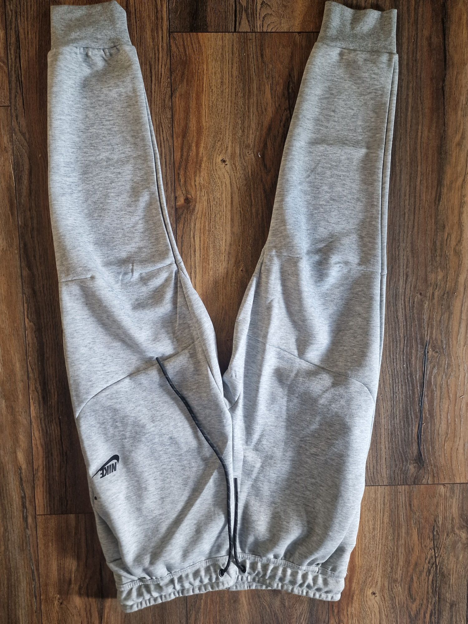 Долнище NIKE tech