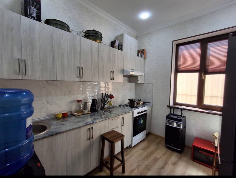 Срочно  Продается дом город Чирчик  Азотчик 4 соток