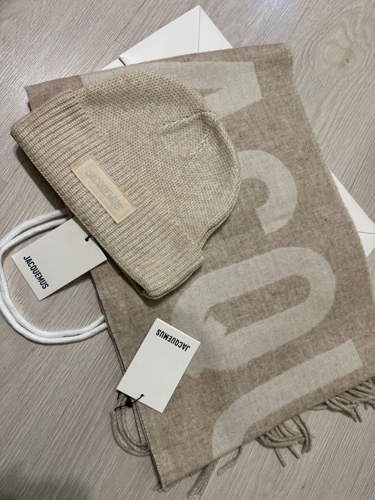 Шапка и шарф JACQUEMUS