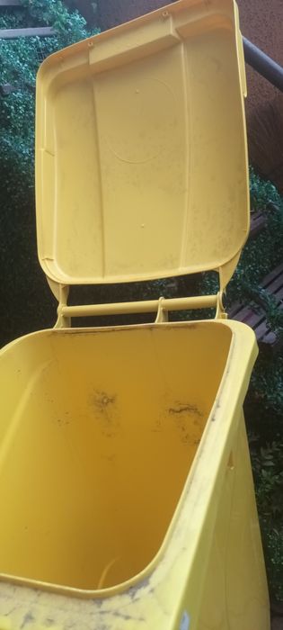 Tomberon/pubela 240 L