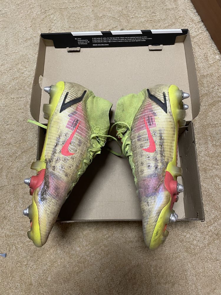 Butonki nike mercurial
