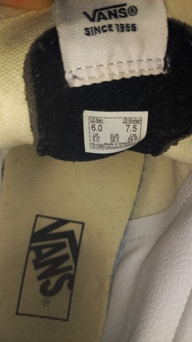 vansi mov, marimea 38,, ca noi