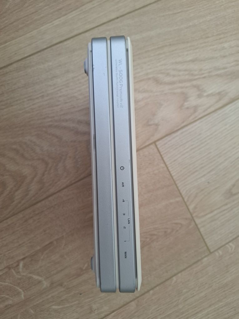 Рутер ASUS wl-500g premium v2