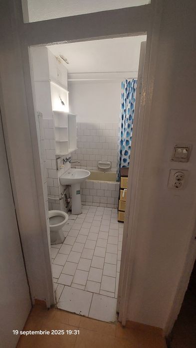 Apartament Bl. T13, 3 camere 73mp utili, decomandat