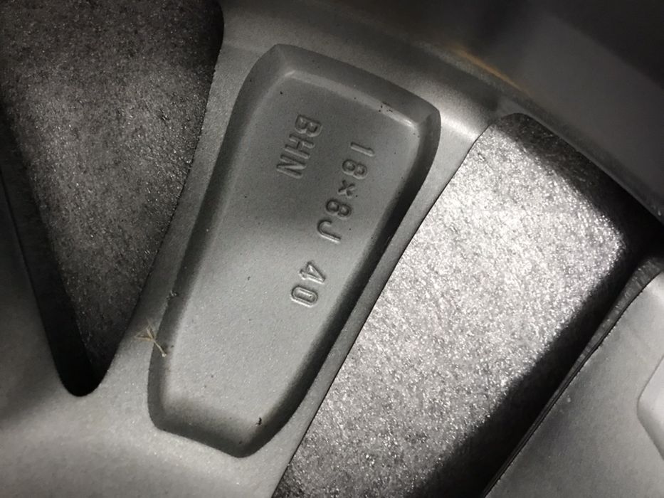 1x Janta Toyota Corolla GR 5x100 R18 8Jx18 ET40