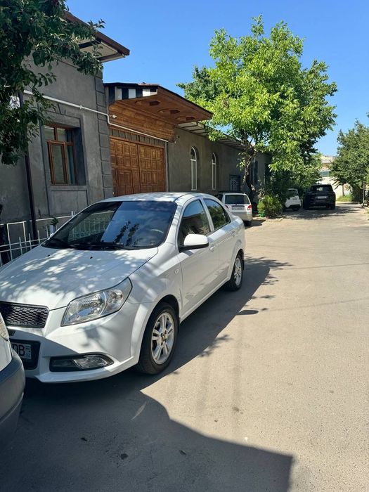 Srochna Nexia3 4pozitsiya Avtomat sotiladi