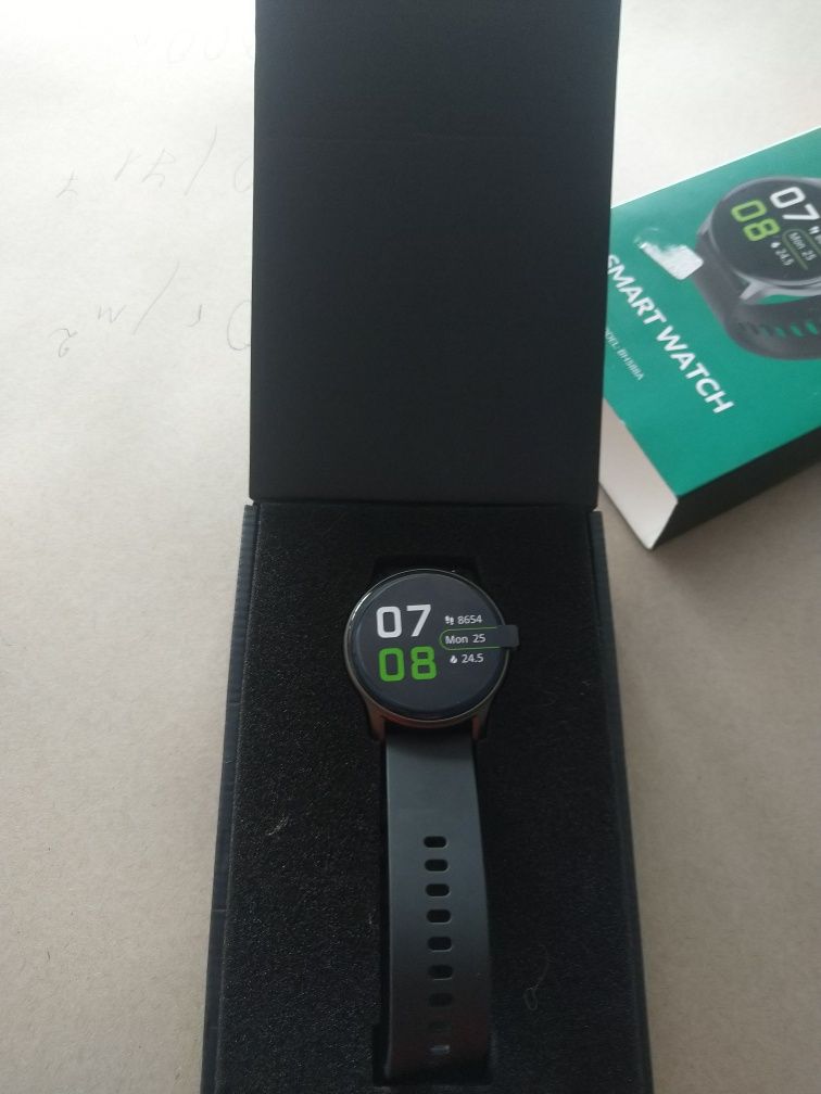 продавам smart watch bh588a