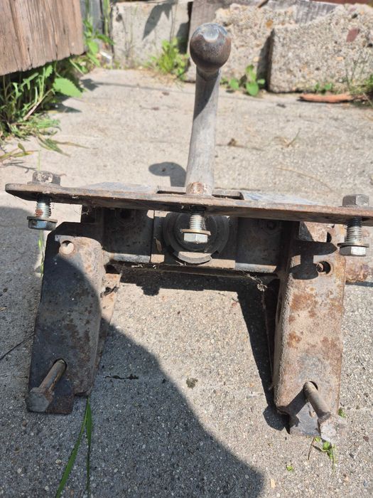 Теглич за Опел Омега