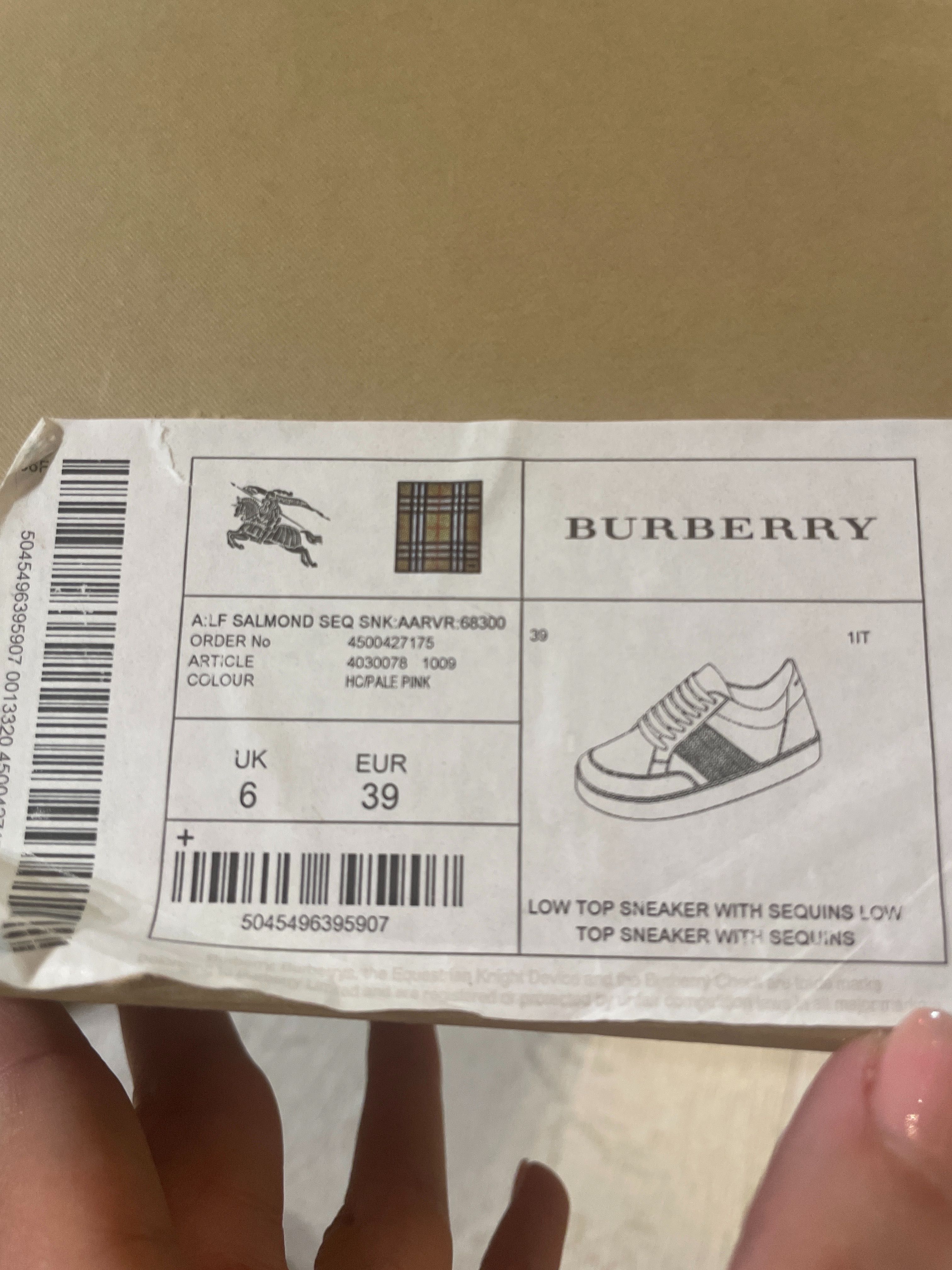 Обувки Burberry- 39 номер