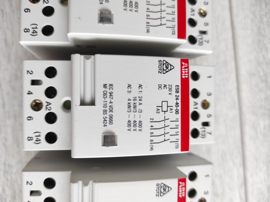 Contactor modular ABB ESB 244000 24A