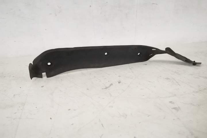 Десен Въздушен Дефлектор Оригинален В Добро Състояние Мерцедес-Бенц АМ