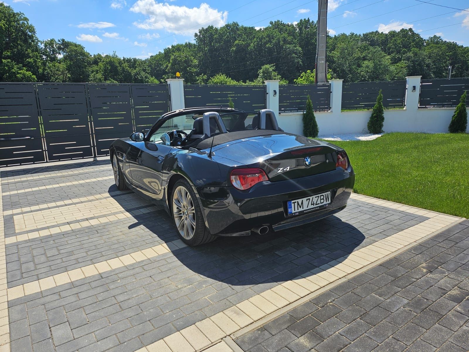 BMZ 4 Decapotabila
