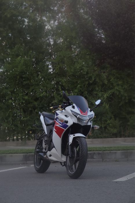 Vand Honda cbr 125r 2014