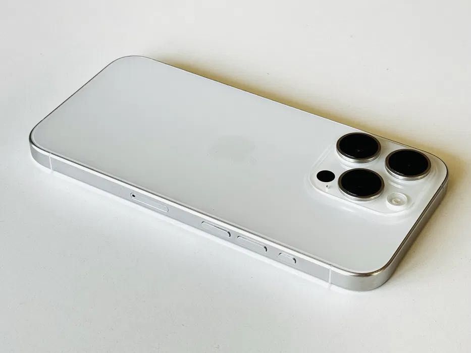 НОВ! Iphone 15 Pro 128GB White Titanium 100% Батерия! Гаранция 6 мес