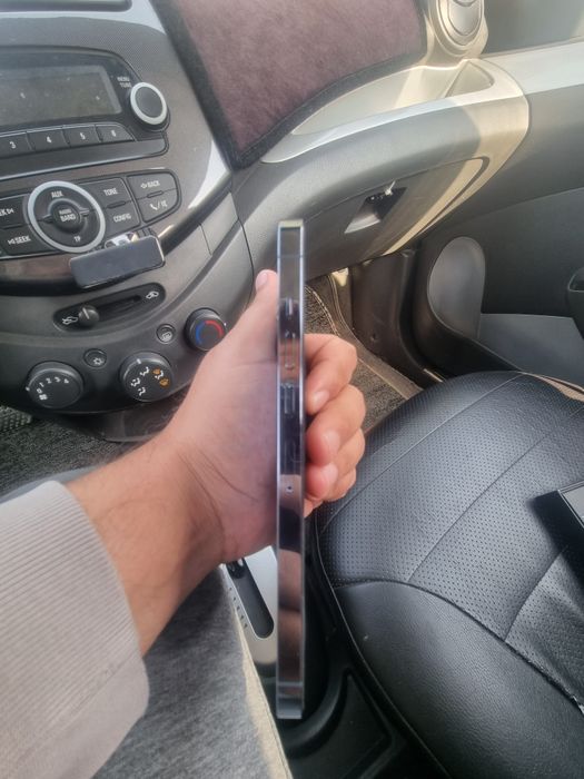 Iphone 13 pro max srochno sotiladi 7 mil som