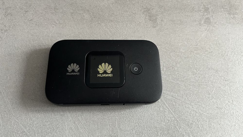 Router mobil wi-fi cu SIM 4G Huawei