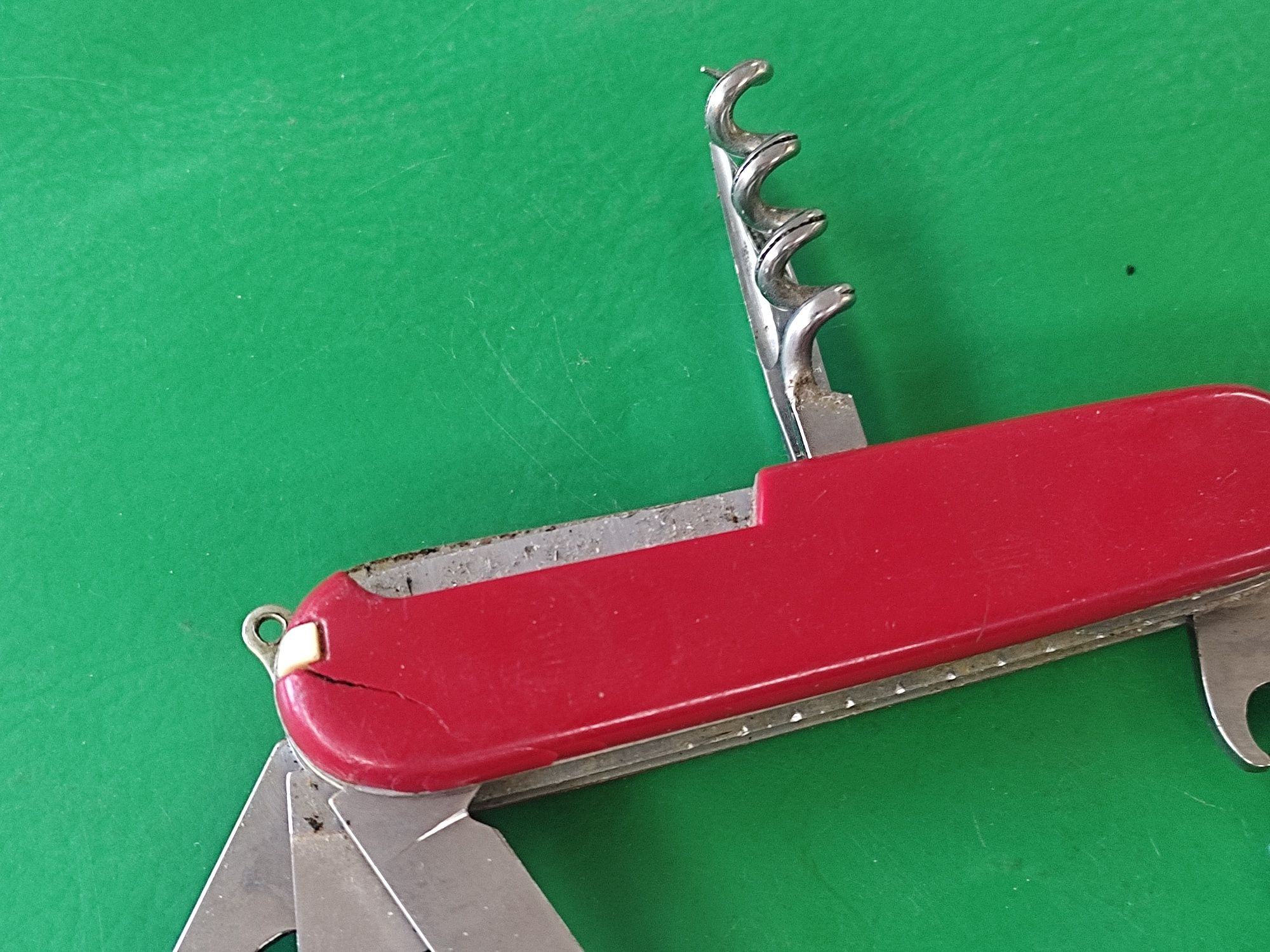 Джобен нож victorinox Hiker