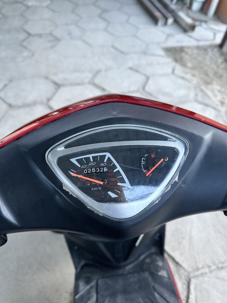 Скутор н10 все есть работает
