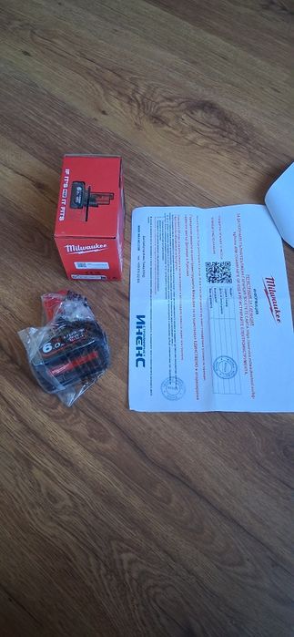 Нови Гайковерт Milwaukee M12 FUEL Батерия и Зарядно
