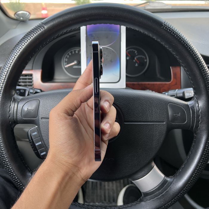 Iphone 14 pro 256 gb Karopka bor