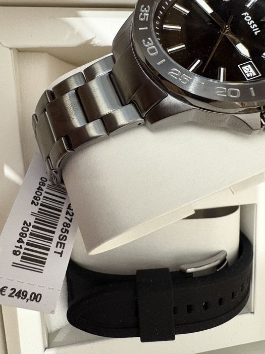 Ceas Fossil nou-nepurtat