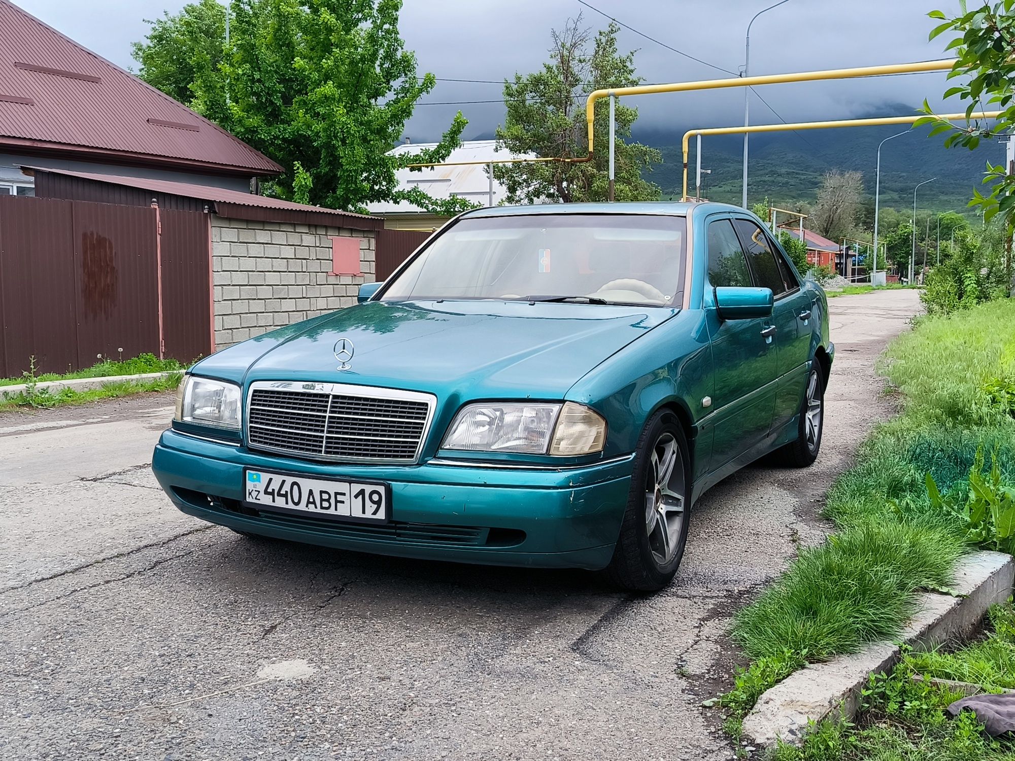 Продам Mercedes Benz C280 W202