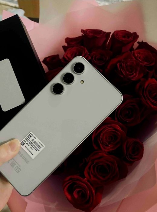 Samsung galaxy s24 fe 5G 128гб