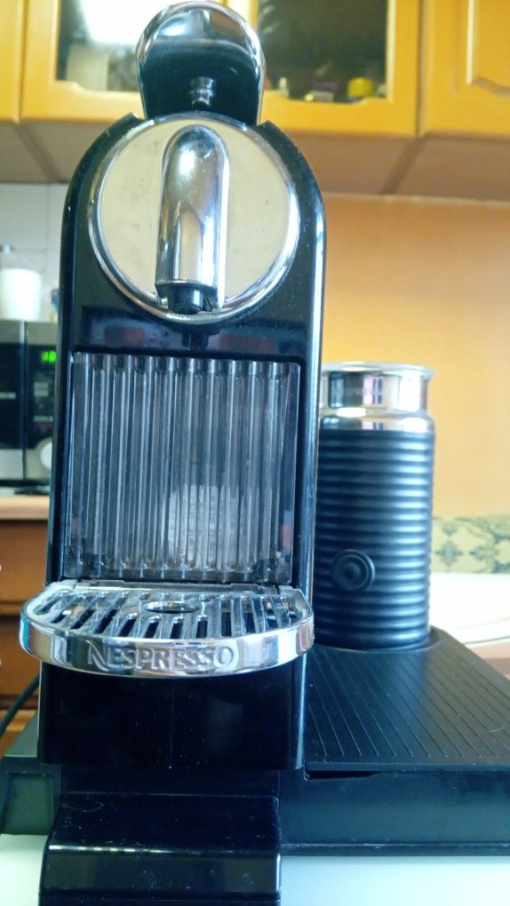 Кафемашина delongi nespresso капсули