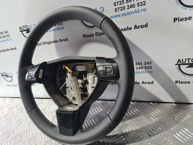 Volan piele perforata cu comenzi black piano Opel Astra H GTC