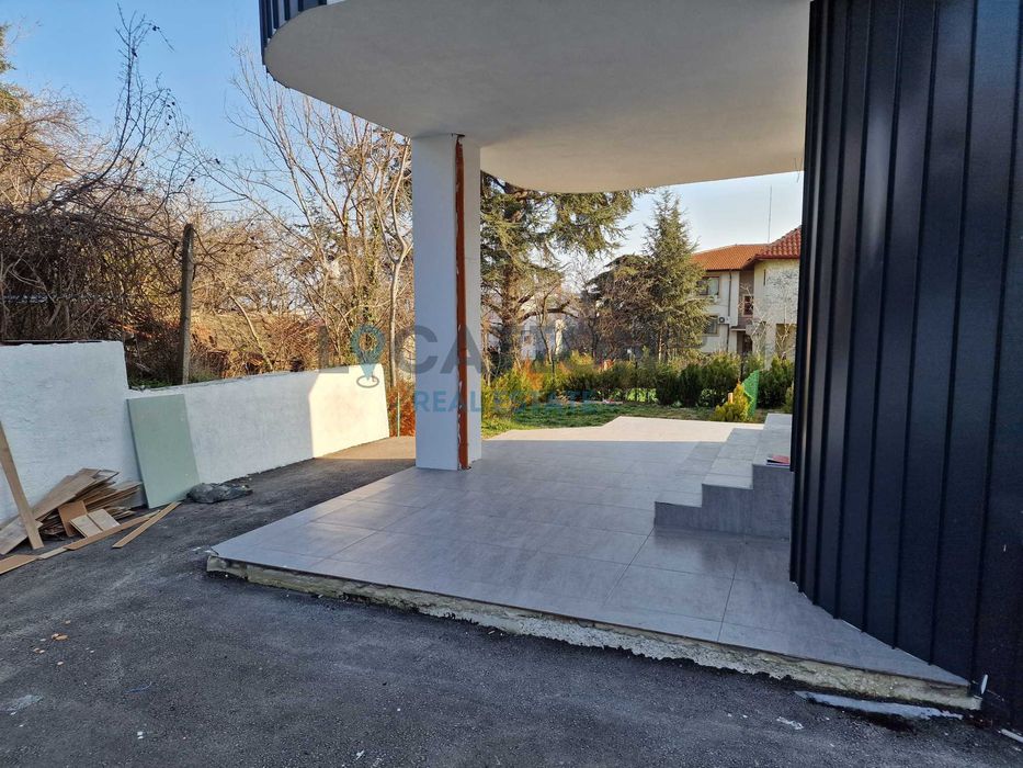 Продава се Тристаен апартамент в Варна, м-т Траката - 117 кв.м за 1582 €/кв.м - Снимка #10