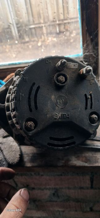 Продам генератор от ваз2114