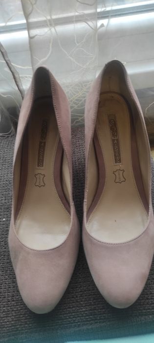 Обувки - естествен велур