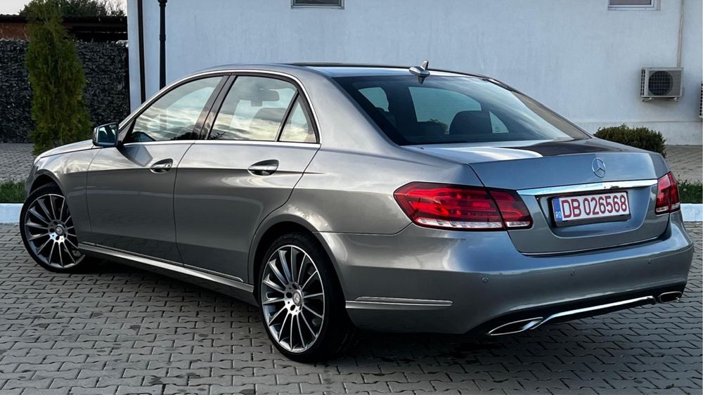 Mercedes E220 7G-Tronic W212