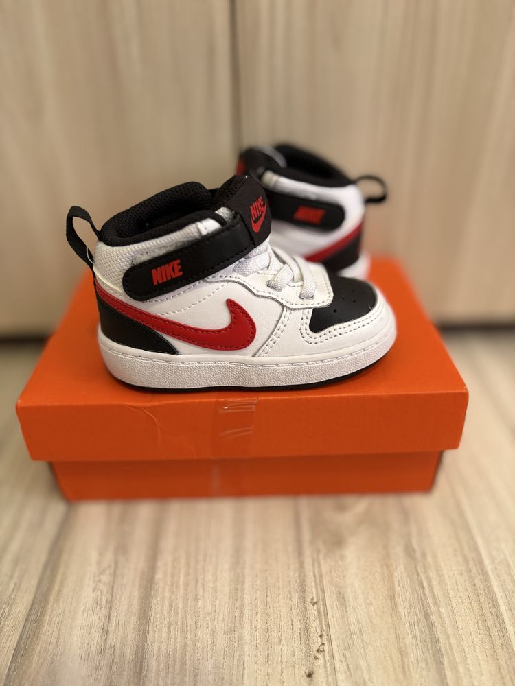 Кецове на Nike !!