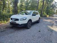 Vând Nissan Qashqai+2