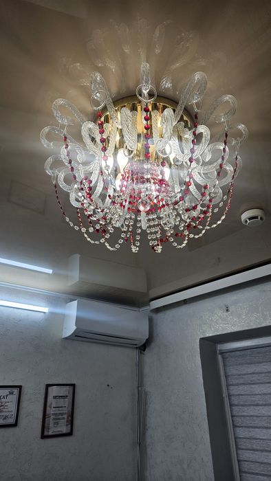 Продам потолочную люстру Б.у,в отличном состоянии