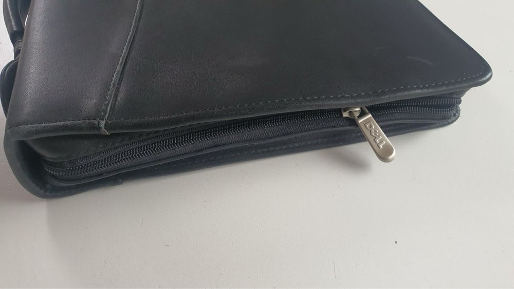Оригинална кожена чанта на Dell за лаптоп
