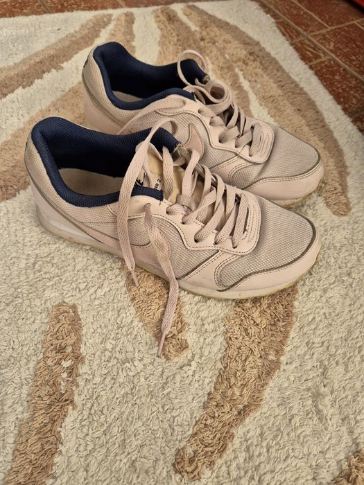 Incaltaminte sport Nike
