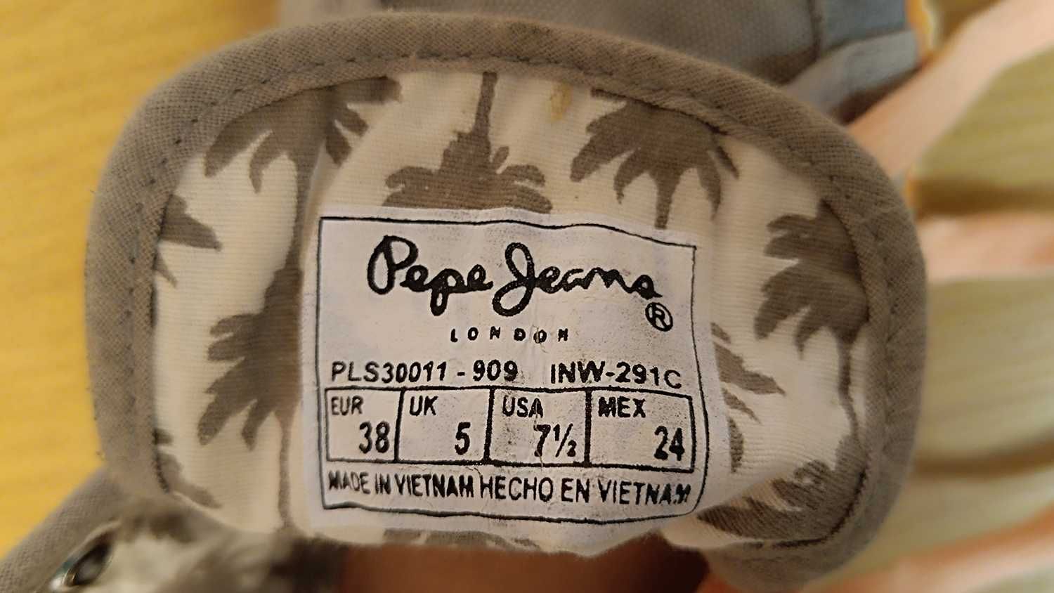 Дамски кецове Pepe Jeans 38 номер, отлично състояние