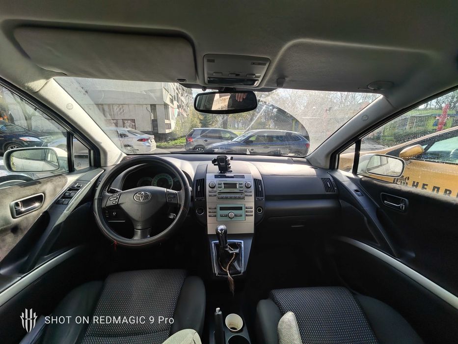 Toyotа Corolla Verso 2.2