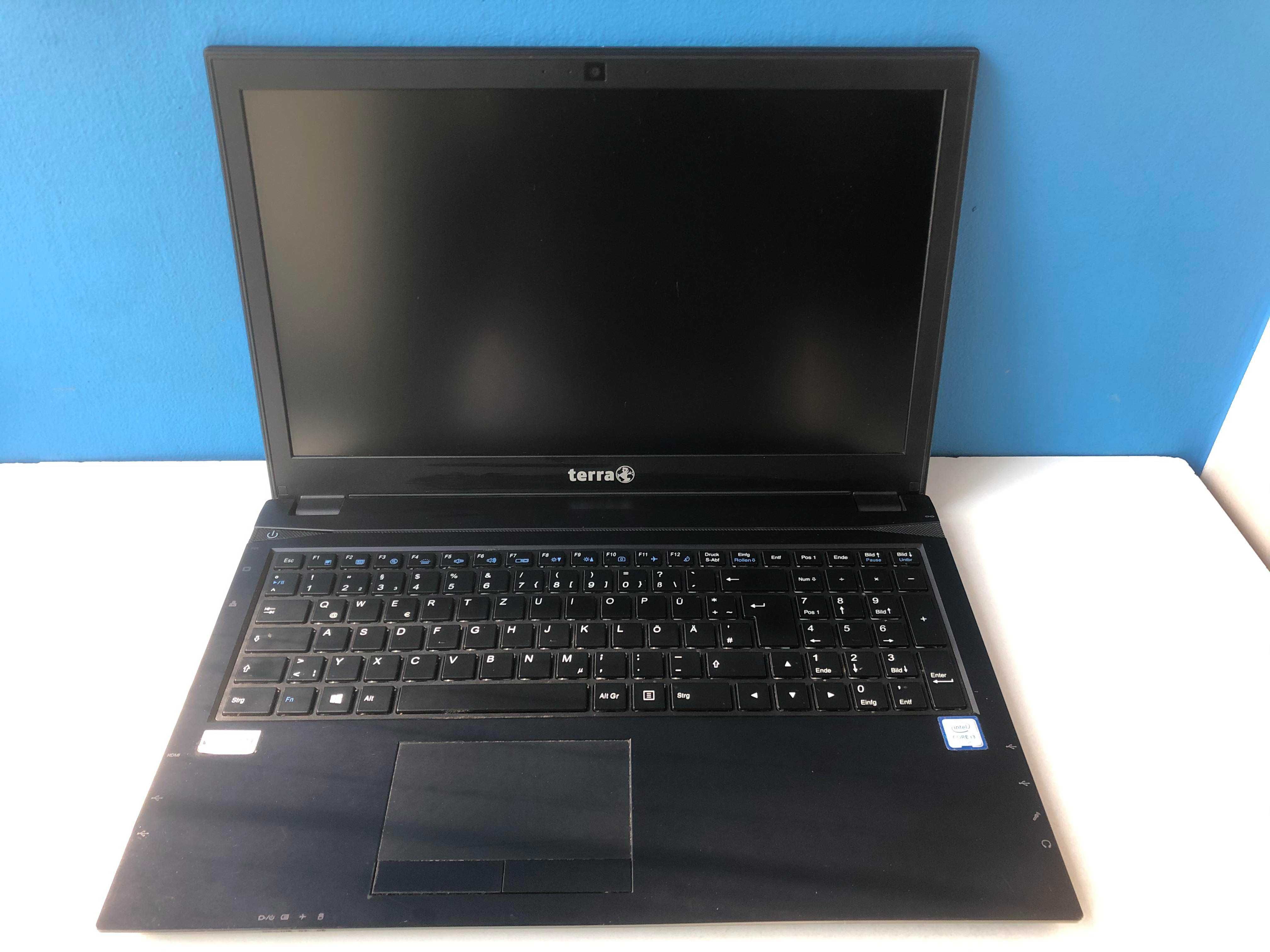 Laptop i3 gen 7/RAM 8GB/HDD 500GB