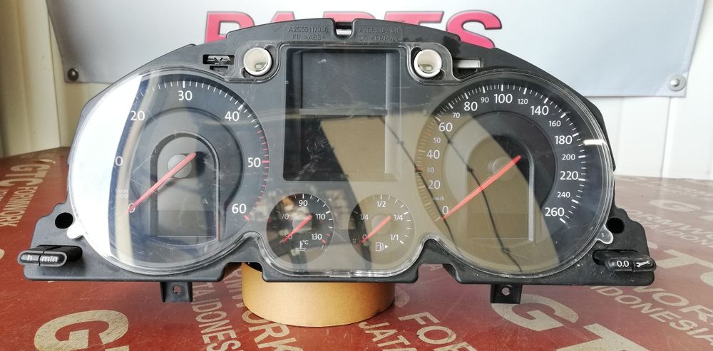 3 броя километраж VW Passat B8 B6 (2005-2010)