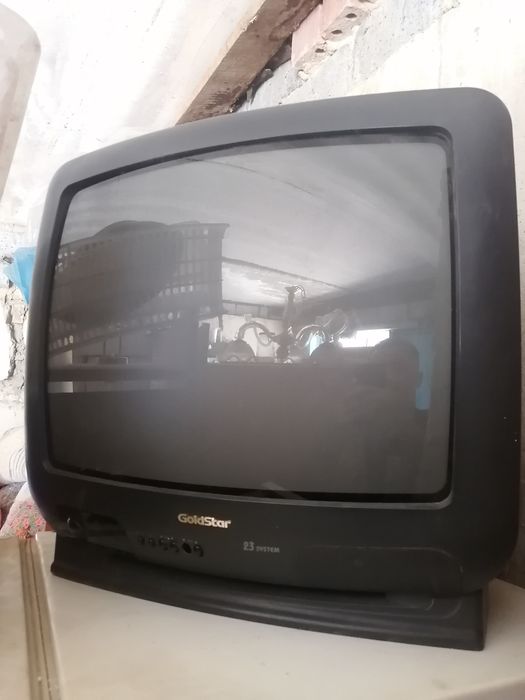 Продам телевизор - "GOLDSTAR 23 system" !