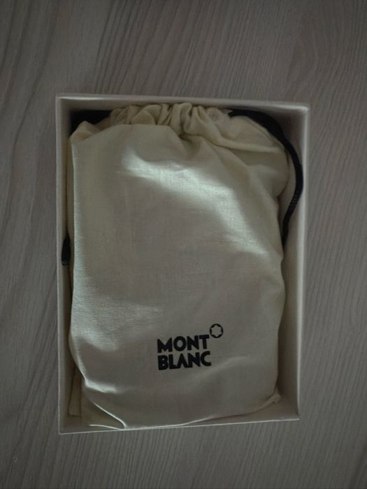 Montblanc original -port card