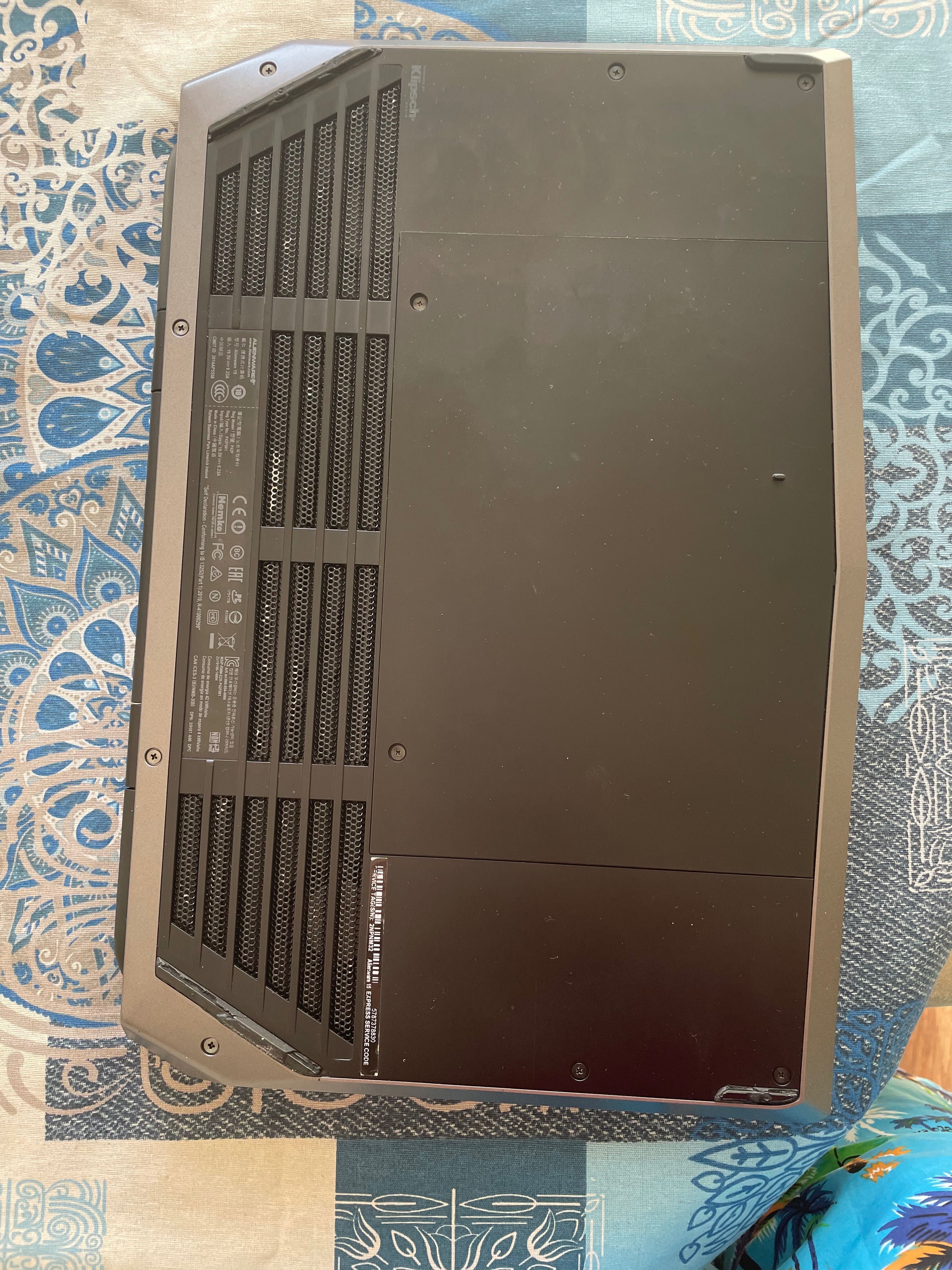 Гейминг лаптоп Alienware i7,16 ram, топ състояние, с кутия и 2 зарядни