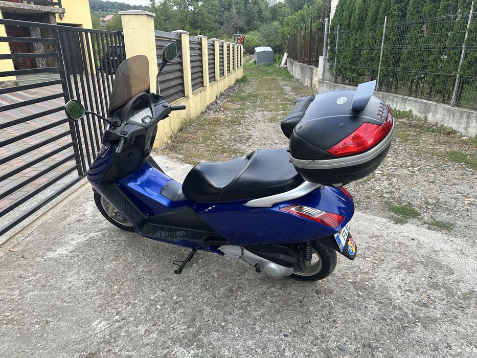 Maxiscuter HONDA Pantheon 125 cmc, 2003, injectie, acte la zi