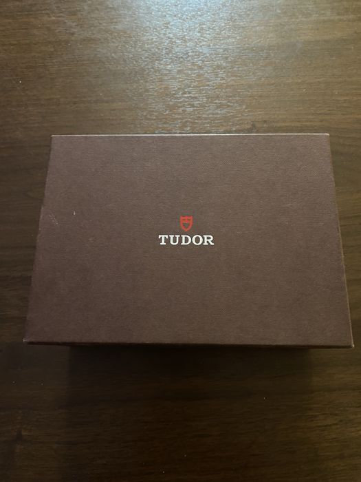 Vand cutie autentica Tudor