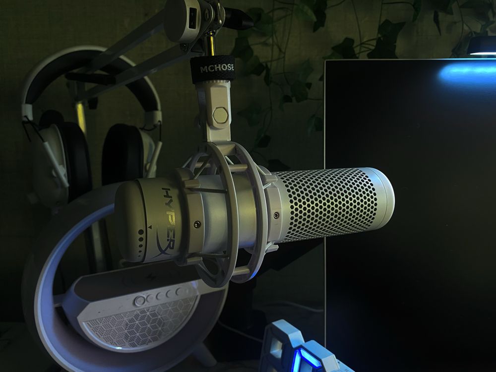 Микрофон HyperX Quadcast S